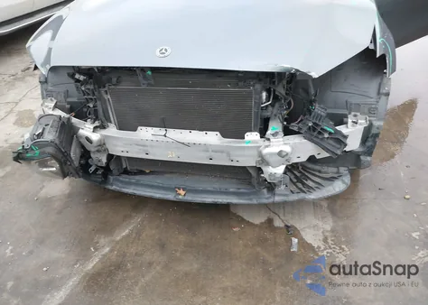 2019 Mercedes-Benz E 300 from USA, damaged, VIN WDDZF4JB8KA595731